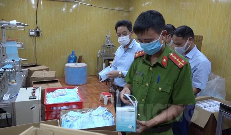 Chí Linh phát hiện cơ sở sản xuất khẩu trang y tế không phép